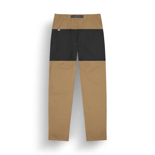 Esplora il mondo con i Pantaloni Shooner Stretch Picture.