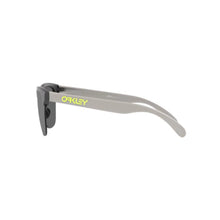 Carica l&#39;immagine nel visualizzatore di Gallery, Occhiali da Sole Oakley Frogskins Lite