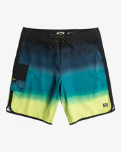 Carica l&#39;immagine nel visualizzatore di Gallery, Boardshort Billabong 73 Fade Pro 19&#39;&#39;