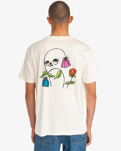 Carica l&#39;immagine nel visualizzatore di Gallery, T-shirt Rvca Flower Skull